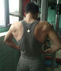 瘦男人生活照,揭秘瘦高男士的生活瞬间