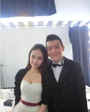 玩遍娱乐圈女明星,玩遍娱乐圈的璀璨星途