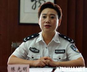 陈光明年轻时全身照片,风华正茂的全身写真回忆